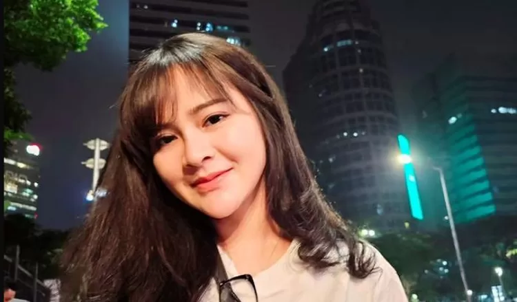 Potret Bella Bonita Kekasih Baru Sekaligus Calon Istri Denny Caknan Yang Tak Kalah Cantik Dari