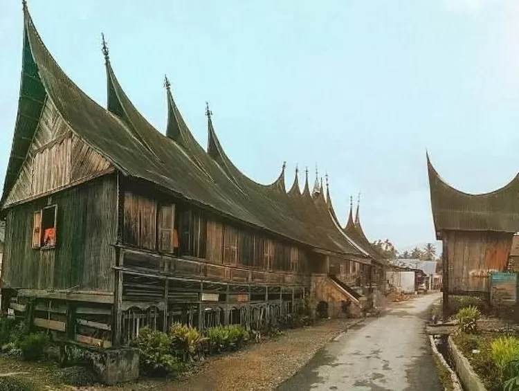 Kampung Adat Terpopuler di Indonesia Ada di Sumatera Barat Tempat Syuting Film Di Bawah Lindungan Ka'bah
