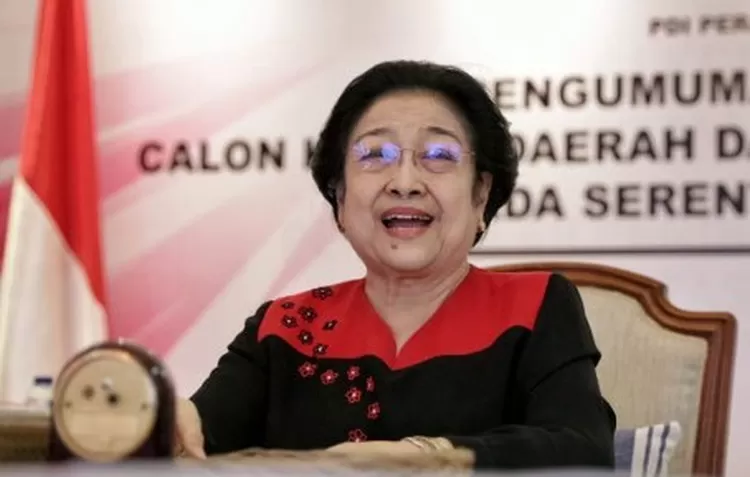 Sebut Megawati Tak Berilmu, Cak Nun Maklum: Dia Itu Enggak Sekolah ...