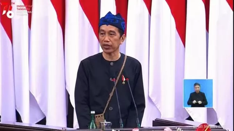 Jokowi Gagah Pakai Baju Baduy Netizen Ramai Komentar Begini Hops Id