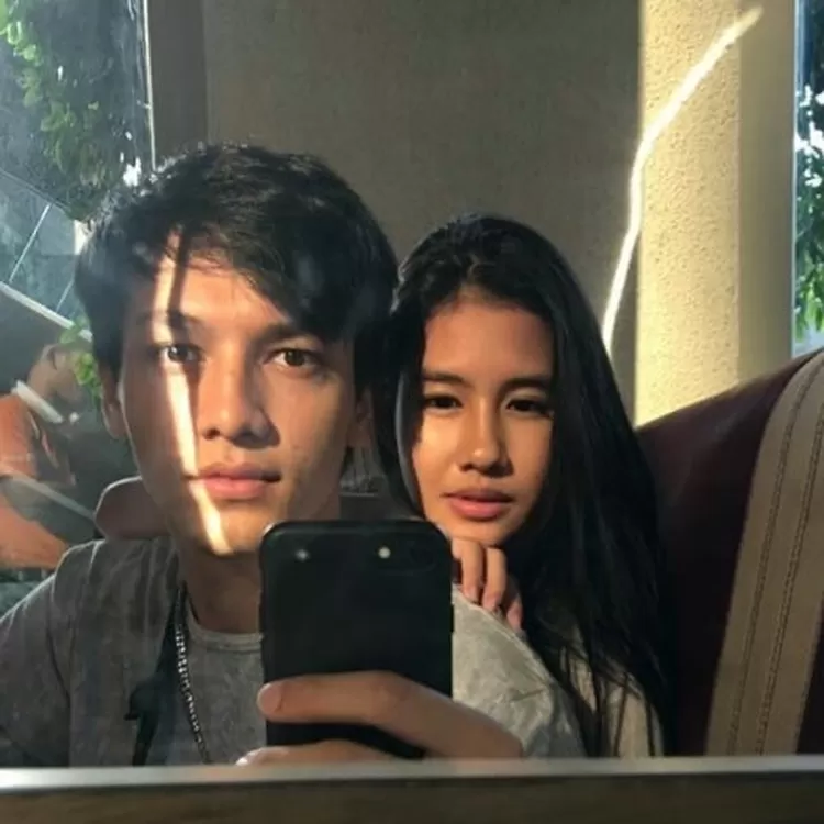 Jefri Nichol dan Shenina Cinnamon.