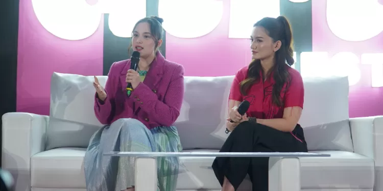 Chelsea Islan (Aktris) dan Malaikha (Digital Creator & Journalist) tentang Journey to Wellness: Navigating Love, Mental Health, and Well Being.