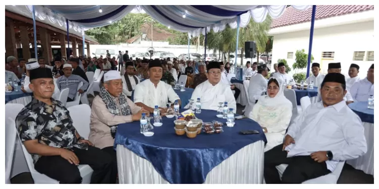 Pemasangan di Mesjid Ilham jalan Ahmad Yani. (Realitasonline.id/Rhy)