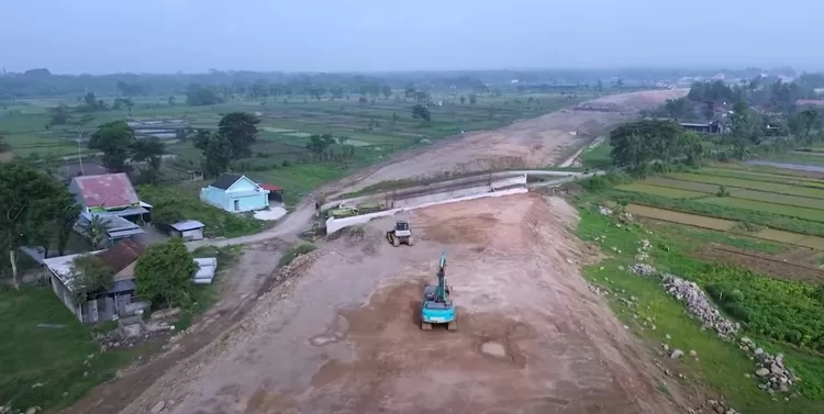 Berita Foto : Konstruksi Tol Solo-Jogja, Ruas Kartosuro- Purwomartani ...