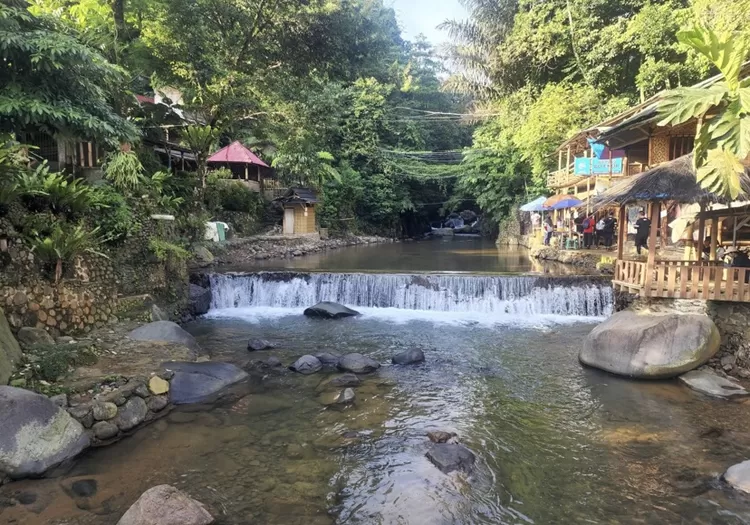 Curug Leuwi Asih di Sentul Bogor