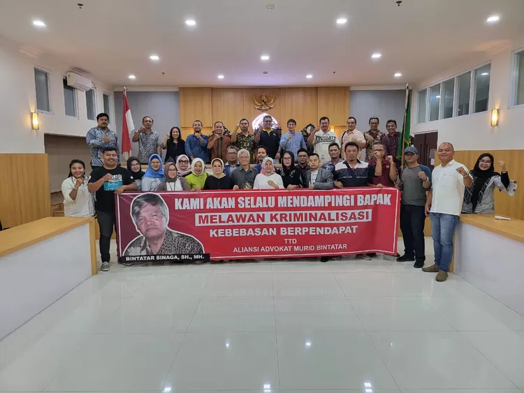 Foto alumni Fakultas Hukum Universitas Pakuan Bogor.