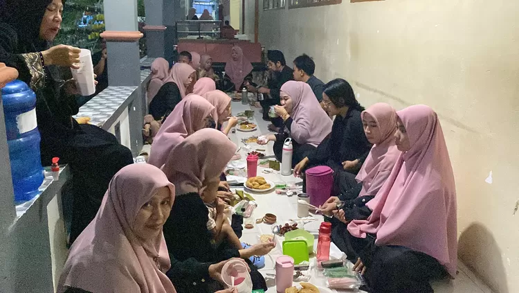 Buka Bersama Guru dan Tenaga Pendidik di  SMAN 7 PINRANG