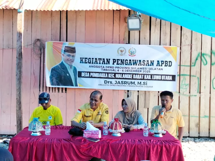 Akhiri Kegiatan Pengawasan APBD di Luwu Utara, Jasrum Serahkan Sejumlah Bantuan kepada Warga