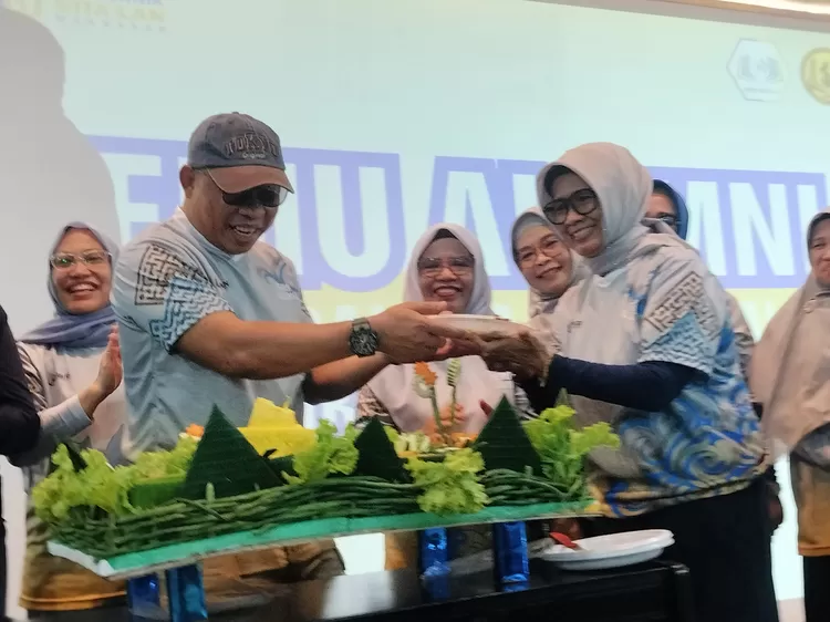 Menyatukan Kenangan dan Menguatkan Relasi melalui Temu Alumni Poltek STIA LAN Makassar