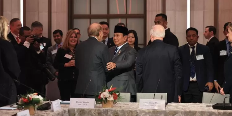 Total komitmen memcapai puluhan milyar Dollar. Foto: Humas Kemensetneg RI