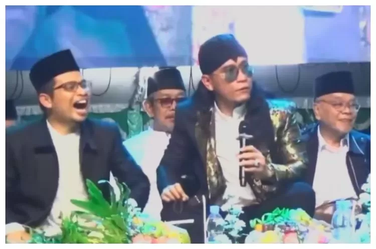 Video Gus Miftah Ejek Penjual Es Teh Saat Acara Pengajian di Magelang kini dikecam warganet.