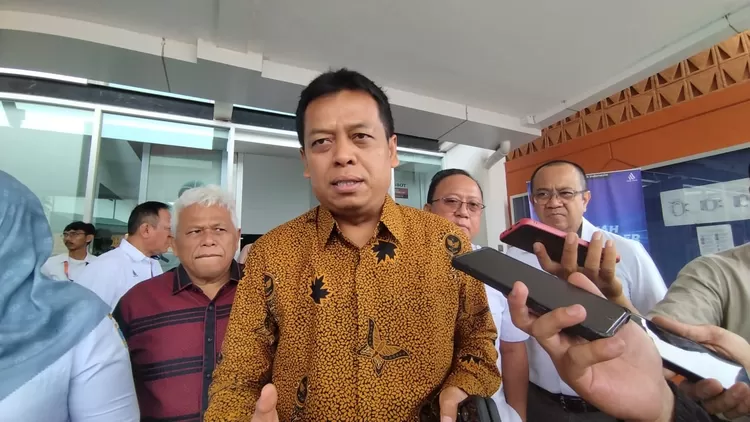 Sekda Provinsi DKI Jakarta Joko Agus Setyono menjawab pertanyaan wartawan terkait  seleksi 1000 karyawan PAM Jaya, Rabu (22/11/2023)