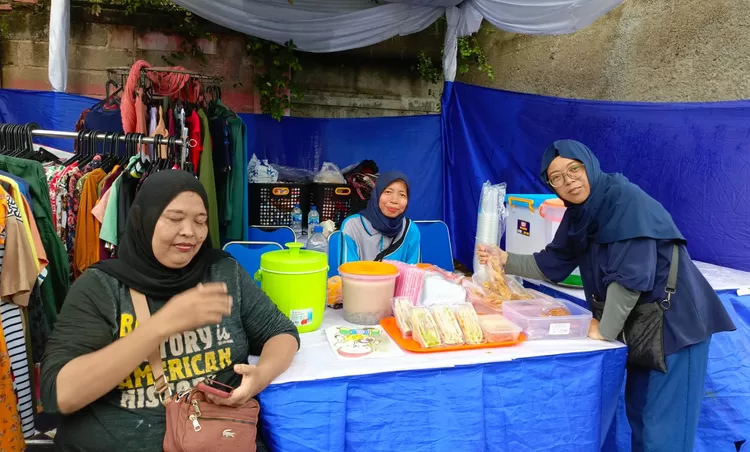 UMKM peserta Gibran Fest 2024 di Jalan Pasar Timbul, HM Khahfi, Jagakarsa, Jakarta Selatan, Minggu (28/1/2024)