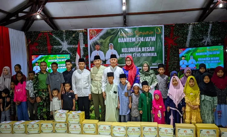 Safari Ramadhan Danrem 174 ATW Brigjen TNI Agus Widodo bersama keluarga besar Kodim 1710 Mimika.  Foto: Pen Kodim 1710 Mimika