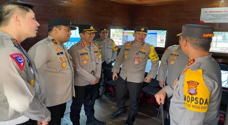 Kapolda DIY Irjen Pol Suwondo Nainggolan beserta jajaran Pejabat Utama menerima kunjungan Tim Supervisi Operasi Ketupat Polri 2024.