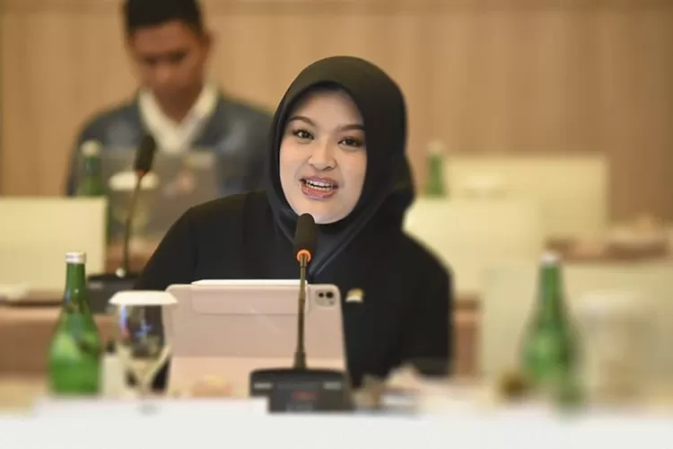 Profil dan Biodata Annisa Mahesa, Anggota DPR RI Termuda! Orang Tuanya Bukan Orang Sembarangan: Umur, Partai, Komisi, Pendidikan, Kekayaan, Instagram