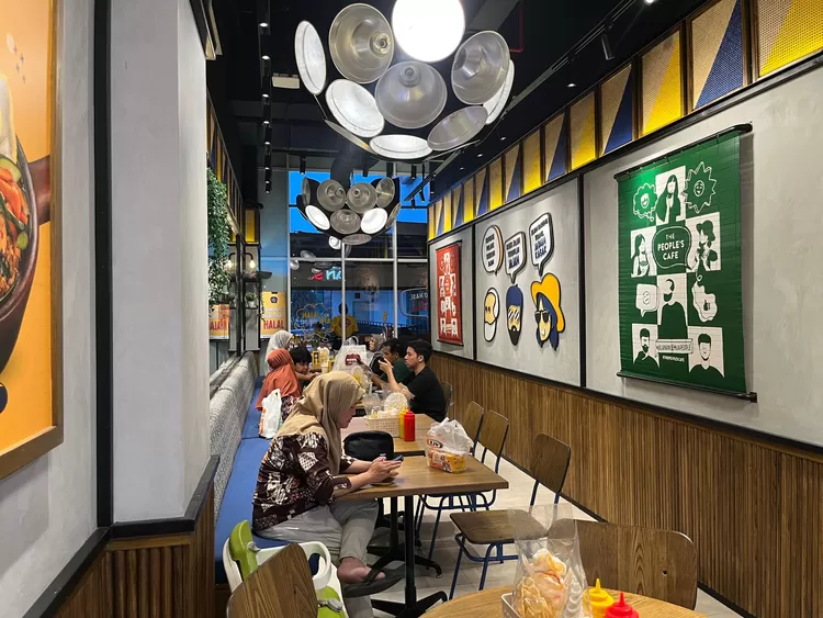 Menyediakan ruang ac dan bersih dari asap rokok