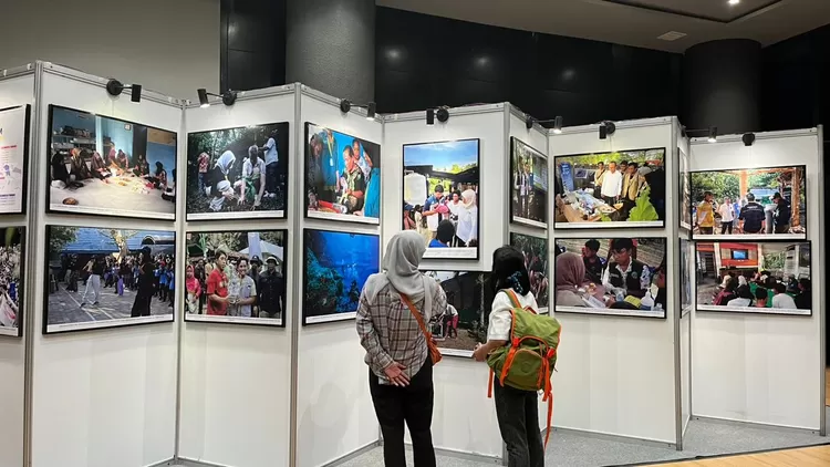 Hasil KKN yang sudah dilakukan UGM dipajang di Exhibition.