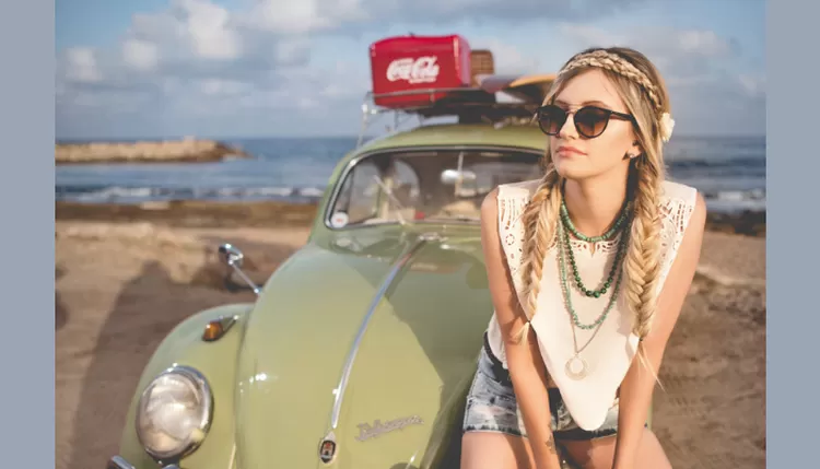 Rekomendasi lagu untuk postingan foto sendiri