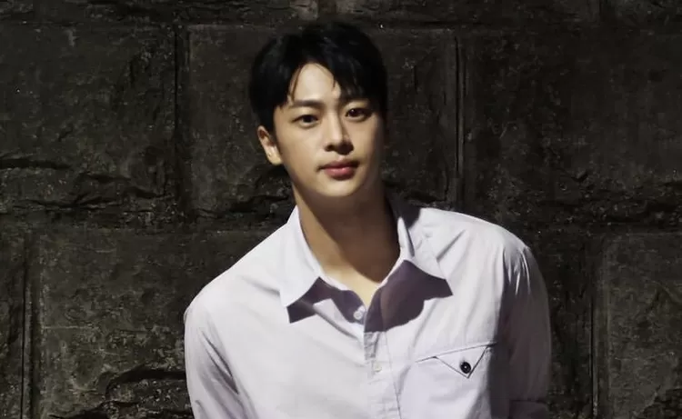 Lee Shin Young Akan Bermain Drama Sejarah Pertama Bersama Jo Jung Seok dan Shin Se Kyung