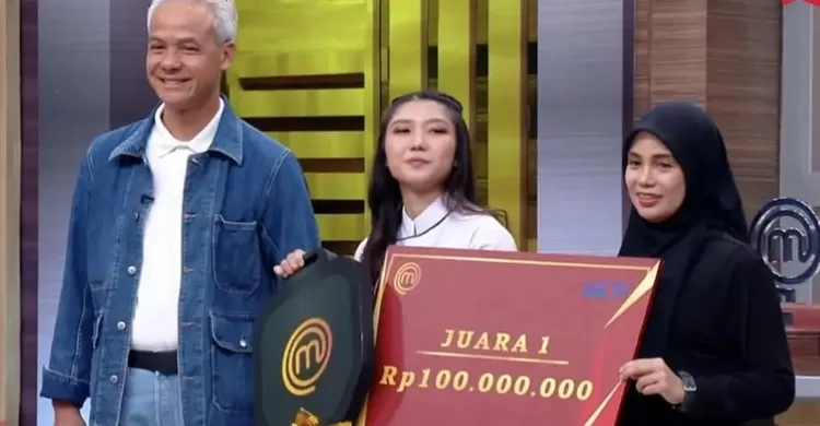 TAMPIL: Ganjar Pranowo hadir ditemani dengan sang istri Siti Atikoh dalam acara MasterChef Indonesia.