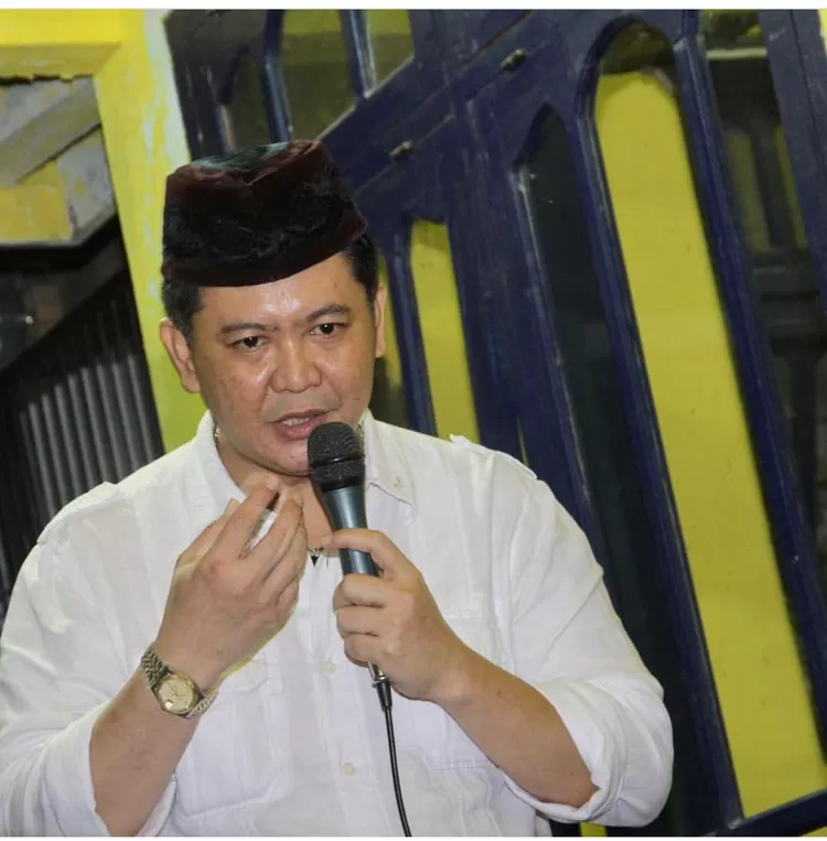 Dr Pieter C Zuklifli, pengamat politik.