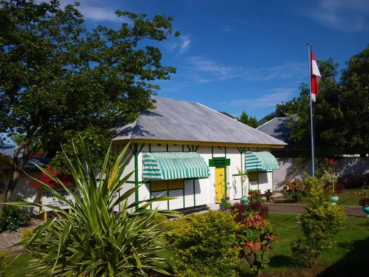 Rumah Pengasingan Bung Karno di Ende menjadi destinasi bersejarah yang erat kaitannya dengan lahirnya gagasan kebangsaan Indonesia.