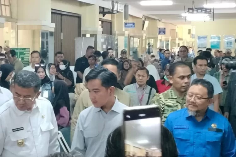 Wakil Presiden Gibran Rakabuming Raka mengunjungi RSUD dr. Soebardjo dalam kunjungannya ke Kota Tasikmalaya, Selasa 20 Januari 2026.