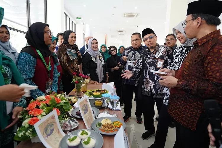 Bank Indonesia bersama Pemerintah Kota Banjar meresmikan Zona Kuliner Halal Aman Sehat (KHAS) di Terminal Tipe A Banjar, Jawa Barat, pada Kamis, 12 Februari 2026. 