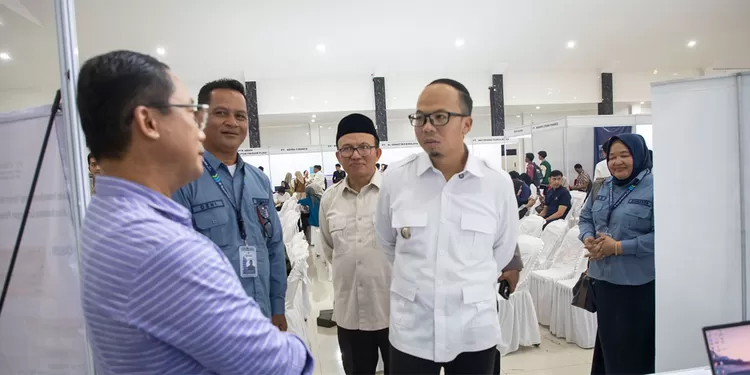 Program prioritas Tasik Pelak di Kota Tasikmalaya diperkuat Viman Alfarizi Ramadhan dan Diky Candra Negara.