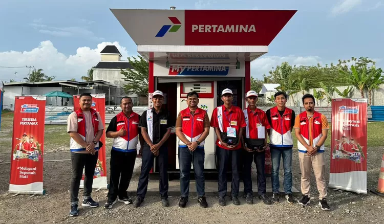 Satgas RAFI 2026 memastikan pasokan BBM aman di Priangan Timur. Pertamina siapkan layanan tambahan demi kelancaran perjalanan pemudik.