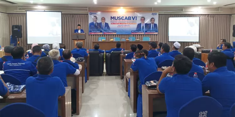 PAN Kota Tasikmalaya menargetkan delapan kursi DPRD pada Pileg 2029. Soliditas partai menjadi kunci utama menghadapi kontestasi.