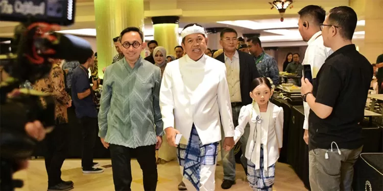 Dedi Mulyadi menghadiri Opening Ceremony Sunda Karsa Fest 2026 di Bandung sebagai dukungan untuk penguatan UMKM dan ekonomi kreatif Jawa Barat.