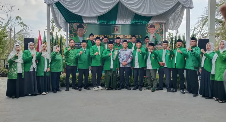 Kegiatan Musyawarah Anak Cabang (Musancab) serentak di tingkat kecamatan yang digelar di Rumah Makan Ocoh, Minggu (9/8/2026).