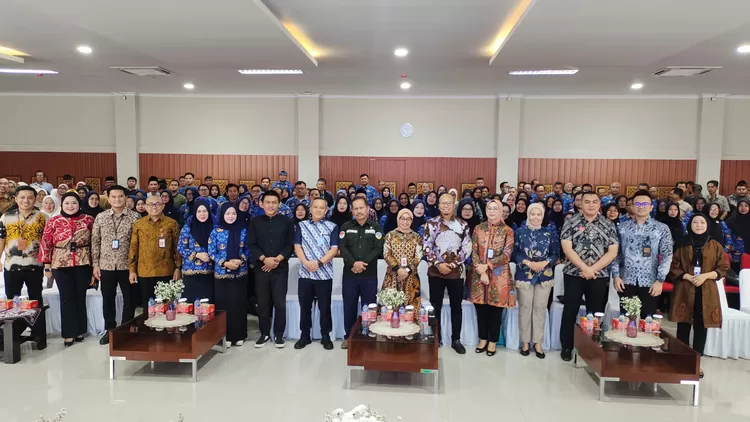 Kegiatan pencanangan Gerakan Edukasi dan Keuangan Inklusif untuk Sekolah atau GENIUS di Aula Bapelitbangda Kota Tasikmalaya, Kamis 17 September 2026.