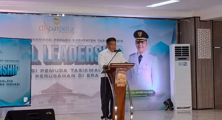 Disparpora Kabupaten Tasikmalaya menggelar pelatihan Digital Leadership bagi organisasi pemuda di Gedung Pengembangan Kompetensi ASN-Ciawi, Selasa (20/10/2026).