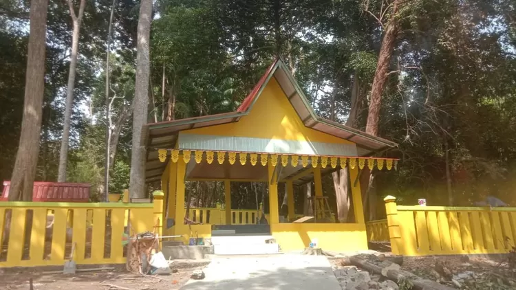 Pemugaran makam Putri Dahlia