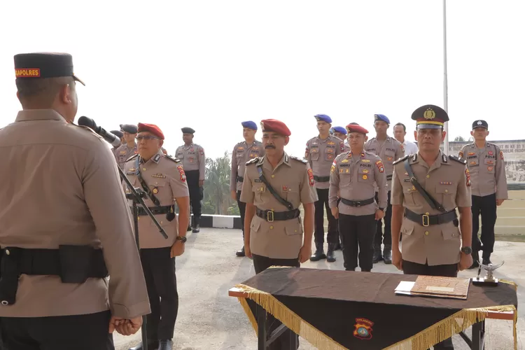 Upacara berlangsung di Lapangan Apel Catur Prasetya, Polres  Anambas.