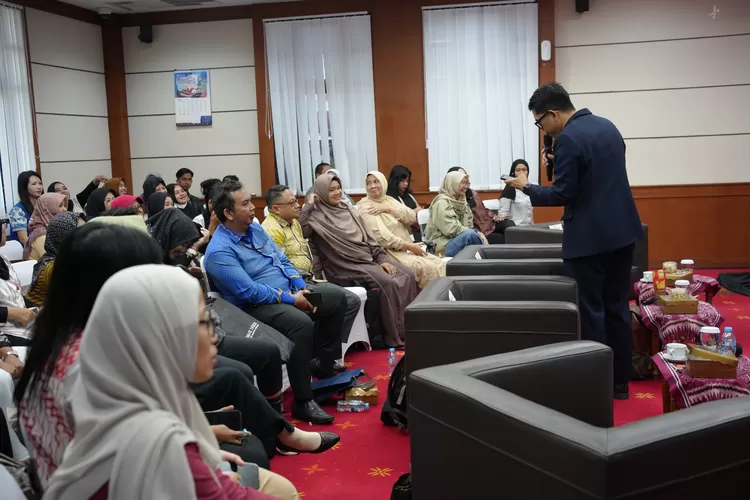 Kantor Perwakilan Bank Indonesia Peserta begitu serius mengikuti kegiatan Rabbani Future Business: Road to IKRA 2027. 