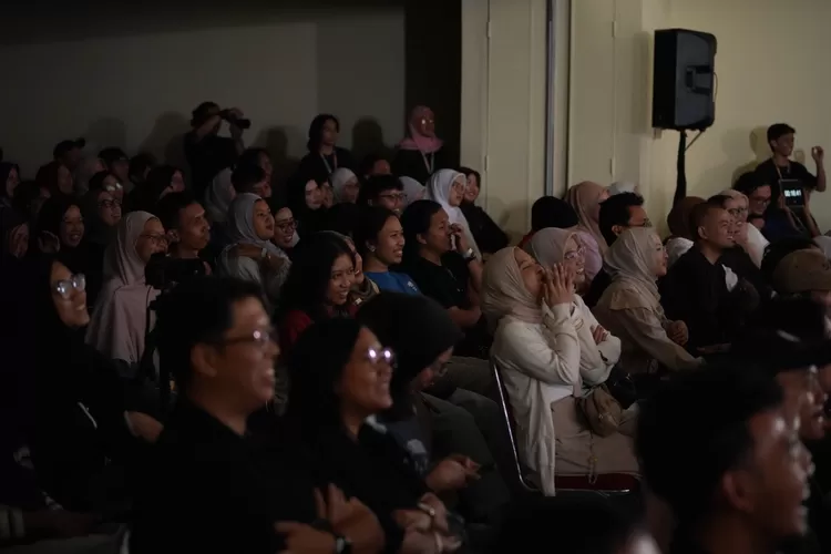 PT SEG Dukung Bogor Comedy Tour, Ballroom Klub Bogor Raya Dipadati 400 Penonton