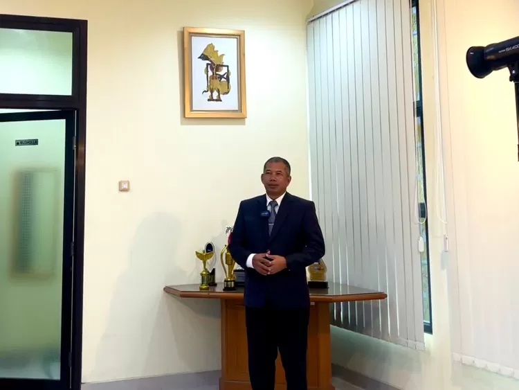 Rektor USM Dr Ir Supari ST MT.