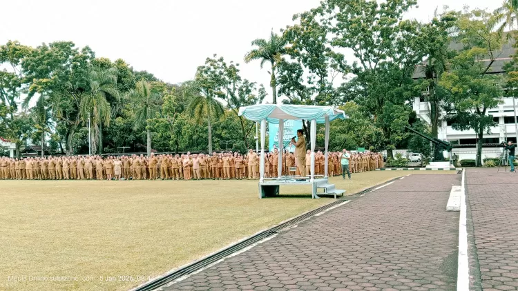 Gubernur Sulut Yulius Selvanus Pimpin Apel Perdana 2026
