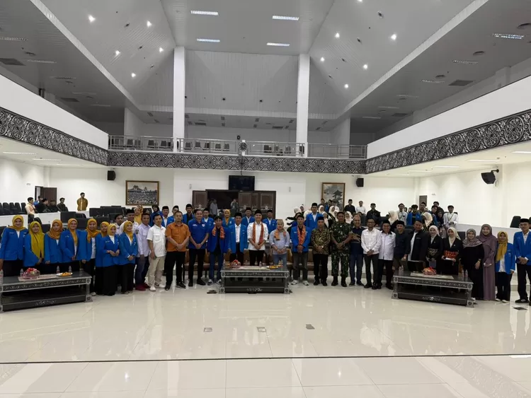 Foto bersama pelantikan PC PMII Cianjur 