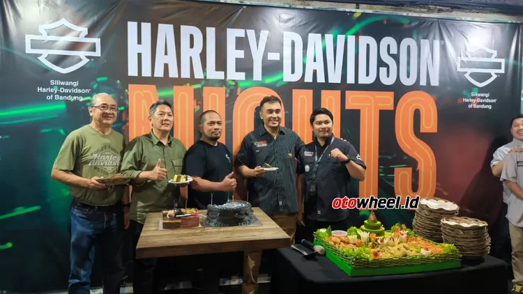 Prosesi perayaan 8th Anniversary Siliwangi Harley-Davidson of Bandung.