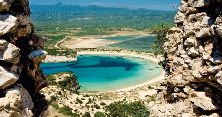Nestor Cave atau Gua Nestor di Peloponnese, Yunani, menjadi lokasi adegan mencekam pertemuan dengan Cyclops.