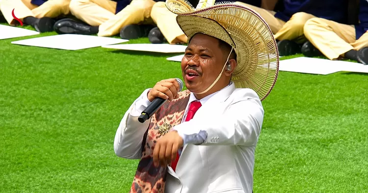 Verry Klau mengatakan lagu "Lu Kenal Veronika Ko" ditulisnya dengan bantuan AI.