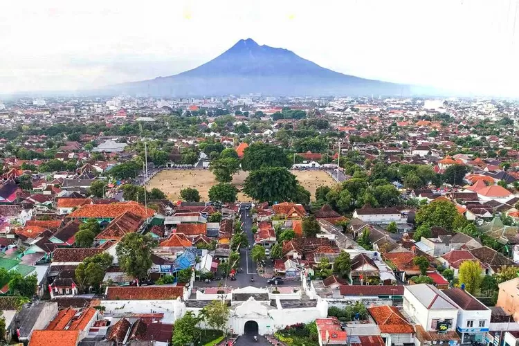 Sejarah Tugu Jogja, Sumbu Filosofi Yogyakarta Yang Ditetapkan Oleh ...