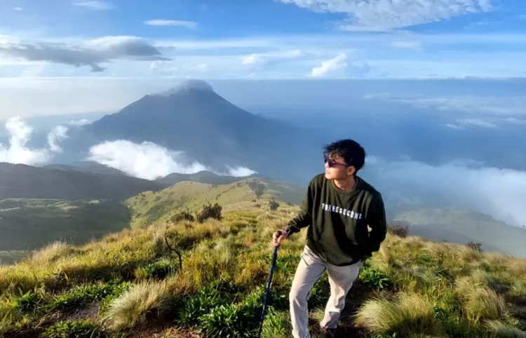 Pesona Gunung Merbabu Yang Menyihir Mata Dan Hati Di Jawa Tengah