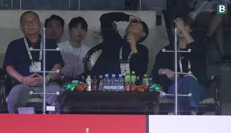 Shin Tae-Yong dan Istrinya 