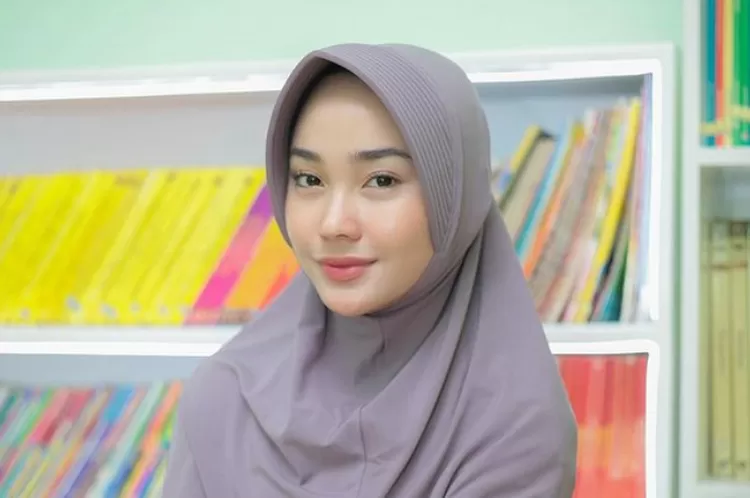 Sosok Dinda Rimby, Pacar Ferdiansyah Pemain Persib Bandung yang Viral Usai Diduga Berselingkuh dengan Mufli Hidayat Pemain Timnas Indonesia